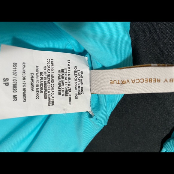 NWOT Becca Color Code Square Neck One Piece Swimsuit in Sea - Picture 6 of 6